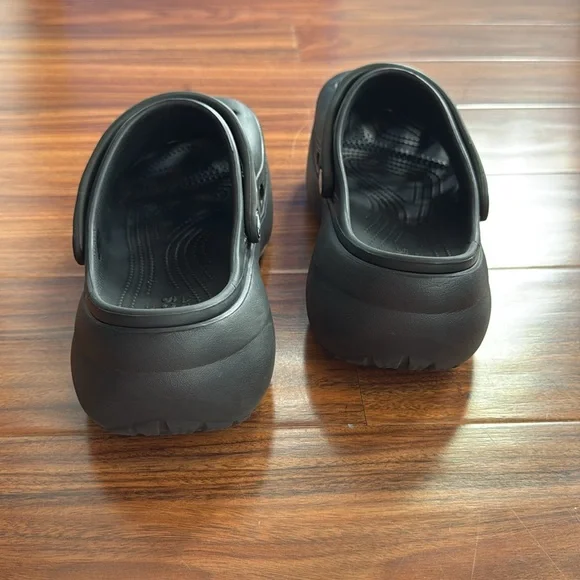 CROCS Womans Classic Platform Clog. Woman’s size 11 - Picture 2 of 9